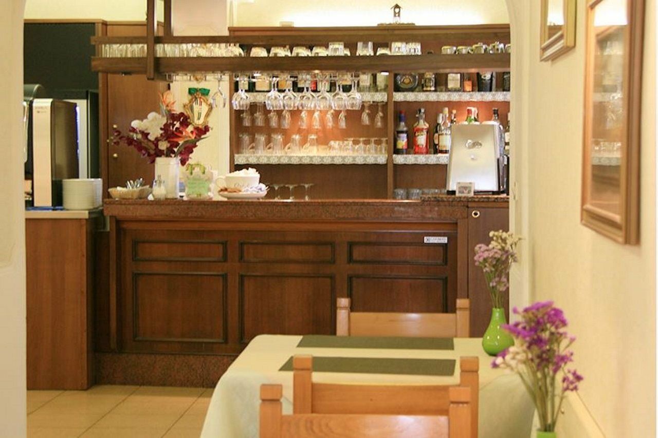 Hotel Modena Old Town Μαλτσεζίνε Εξωτερικό φωτογραφία
